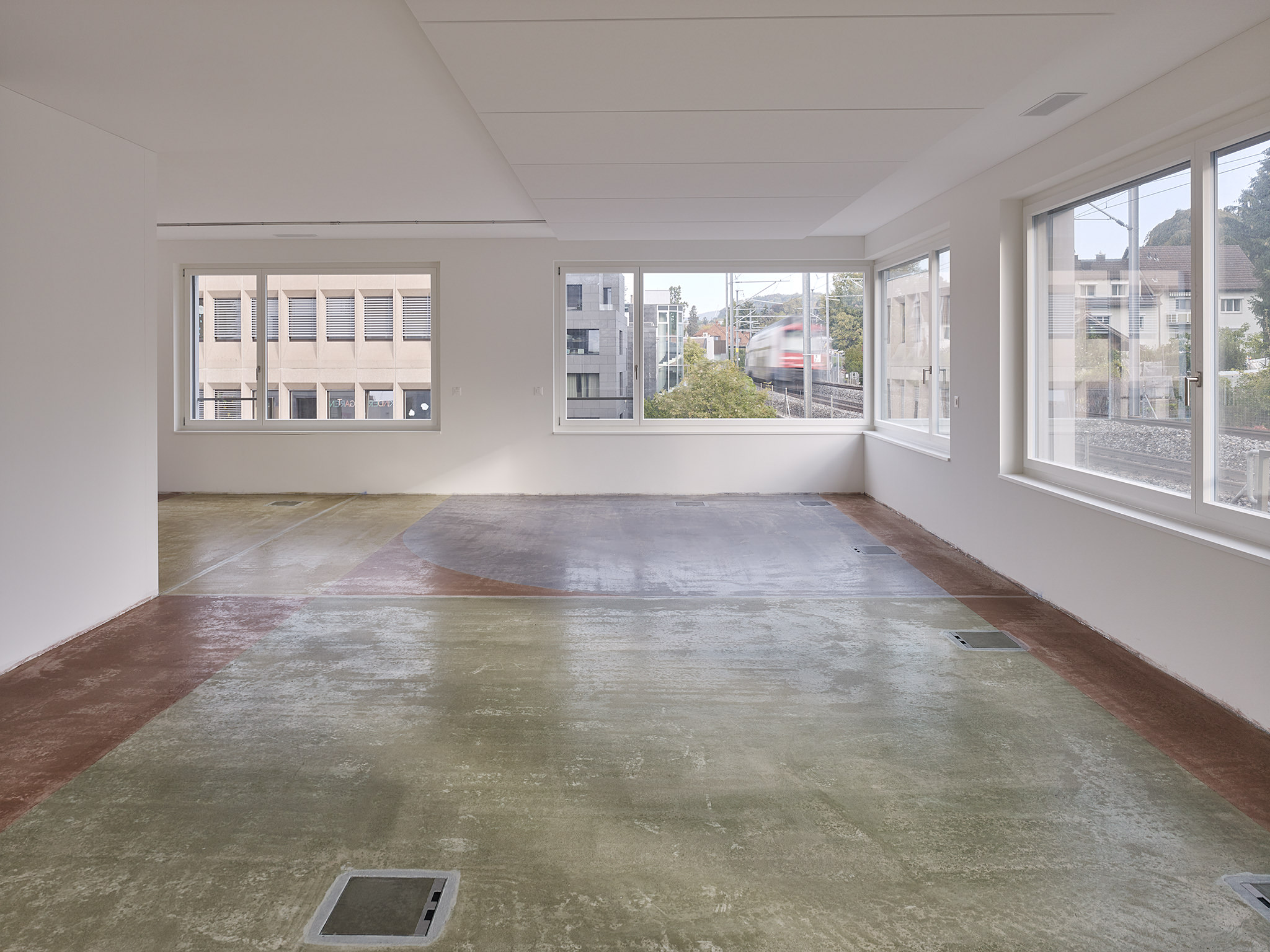 E18689 Alpa 078986 SCREEN